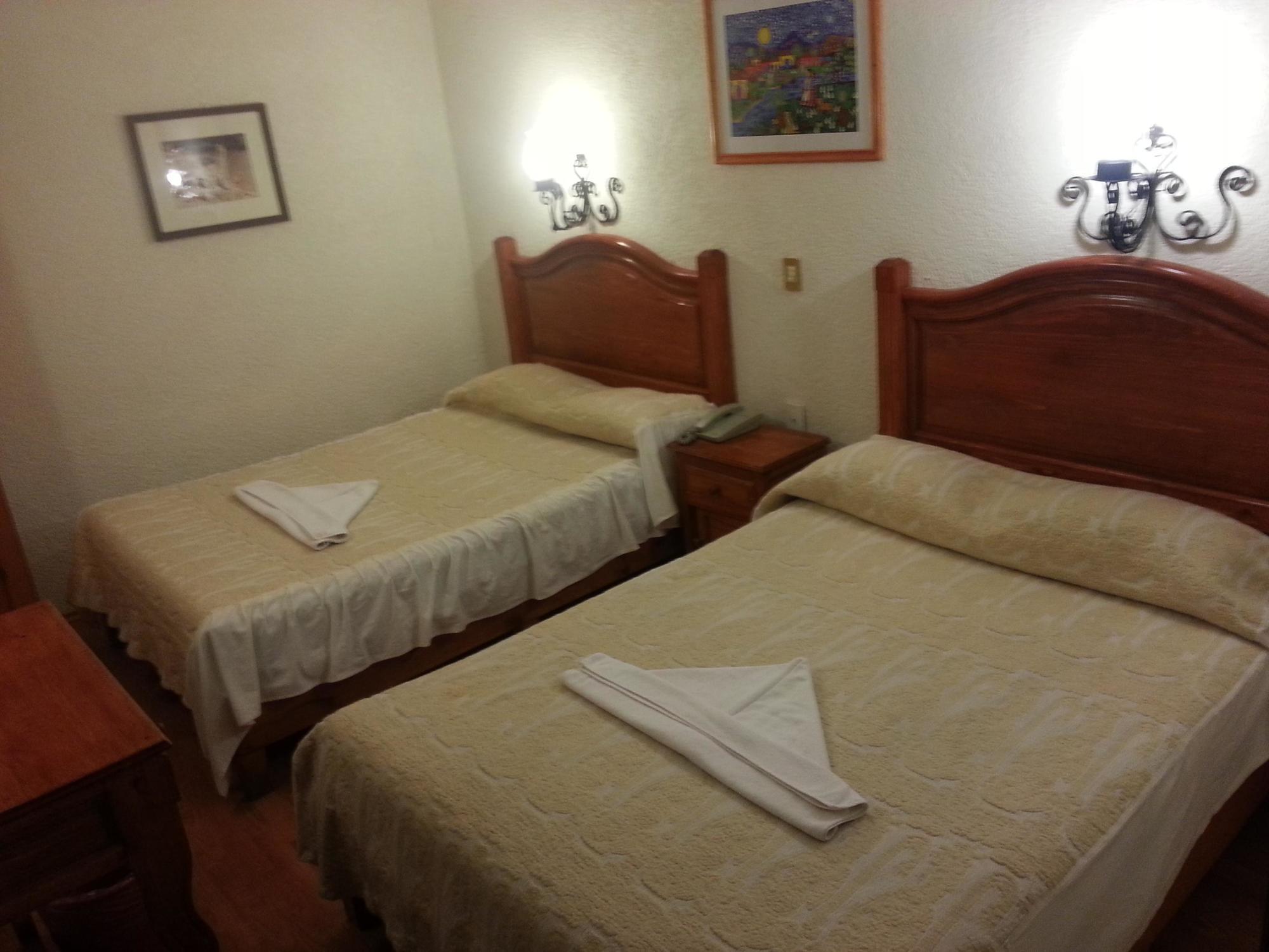 Hotel Don Quijote ซานกริสโตบัล เด ลาสกาซาส ภายนอก รูปภาพ