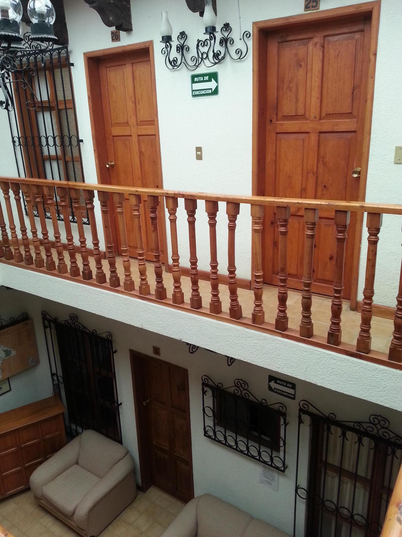Hotel Don Quijote ซานกริสโตบัล เด ลาสกาซาส ภายนอก รูปภาพ